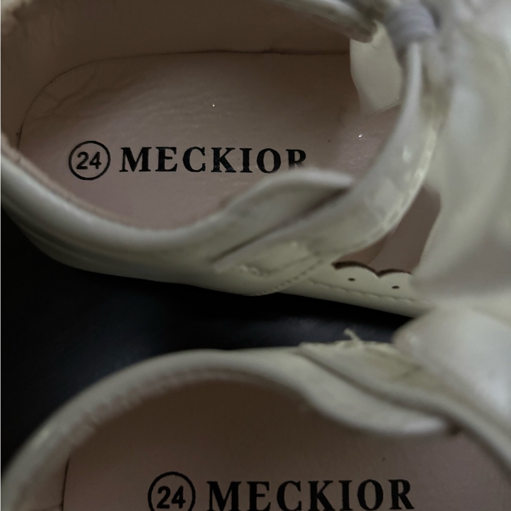 Meckior Little Child Leather Shoe Bow Tie Thick Sole Round Toe Buckle